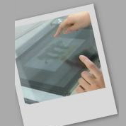 デスク組込タッチパネル付き液晶ディスプレイ